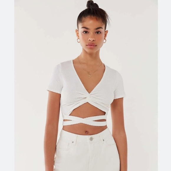 Urban Outfitters Tasha Twist-front Wrap Crop Top White XS - Picture 1 of 8